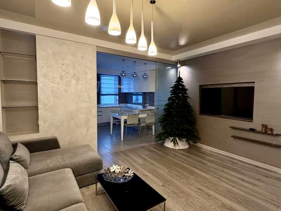 Apartment. Dnipro, Mandrivska Street
