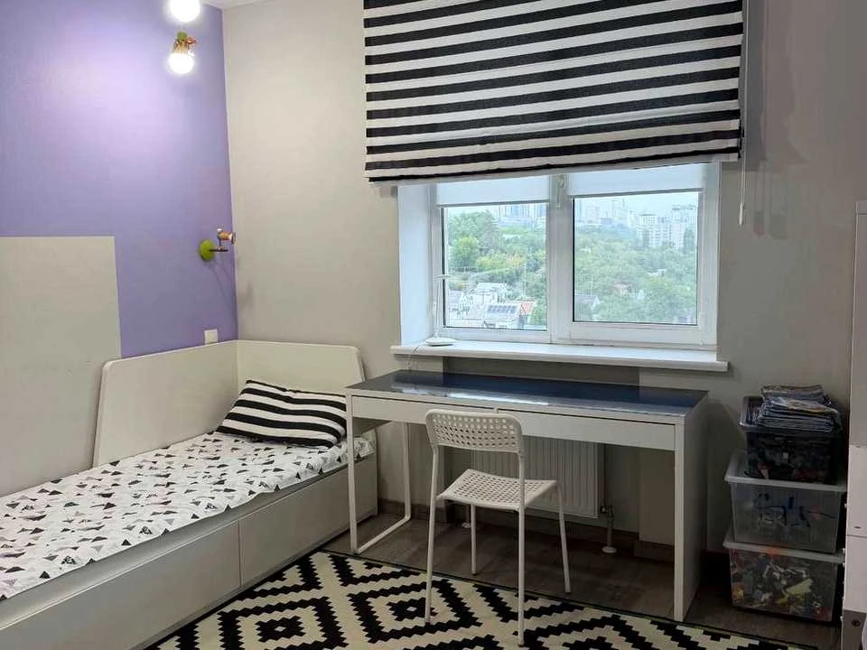 Apartment. Dnipro, Mandrivska Street
