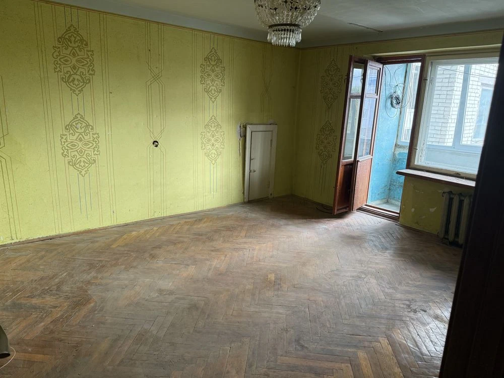 Продажа 2-комн. квартиры, Литовская Чешка, кирпич.