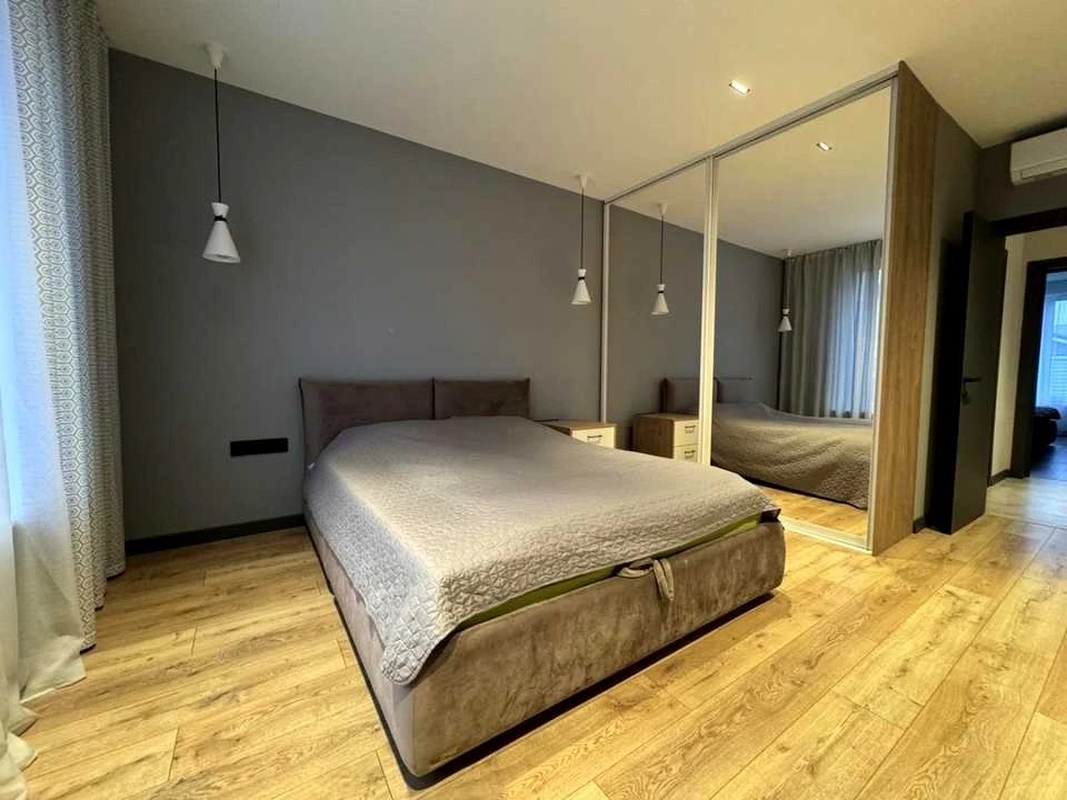 House. 22-ga Sadova st, Kyiv