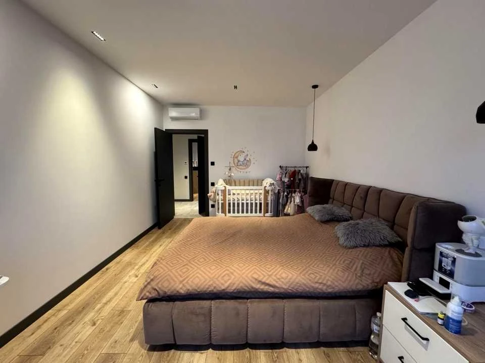 House. 22-ga Sadova st, Kyiv