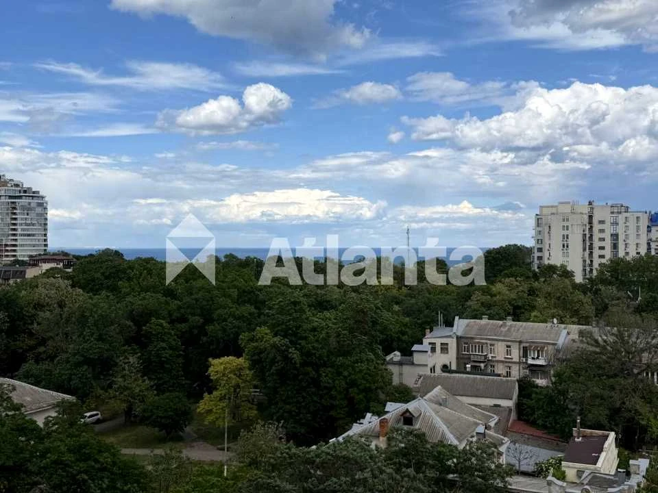 Квартира. Одеса, вул. Леонтовича