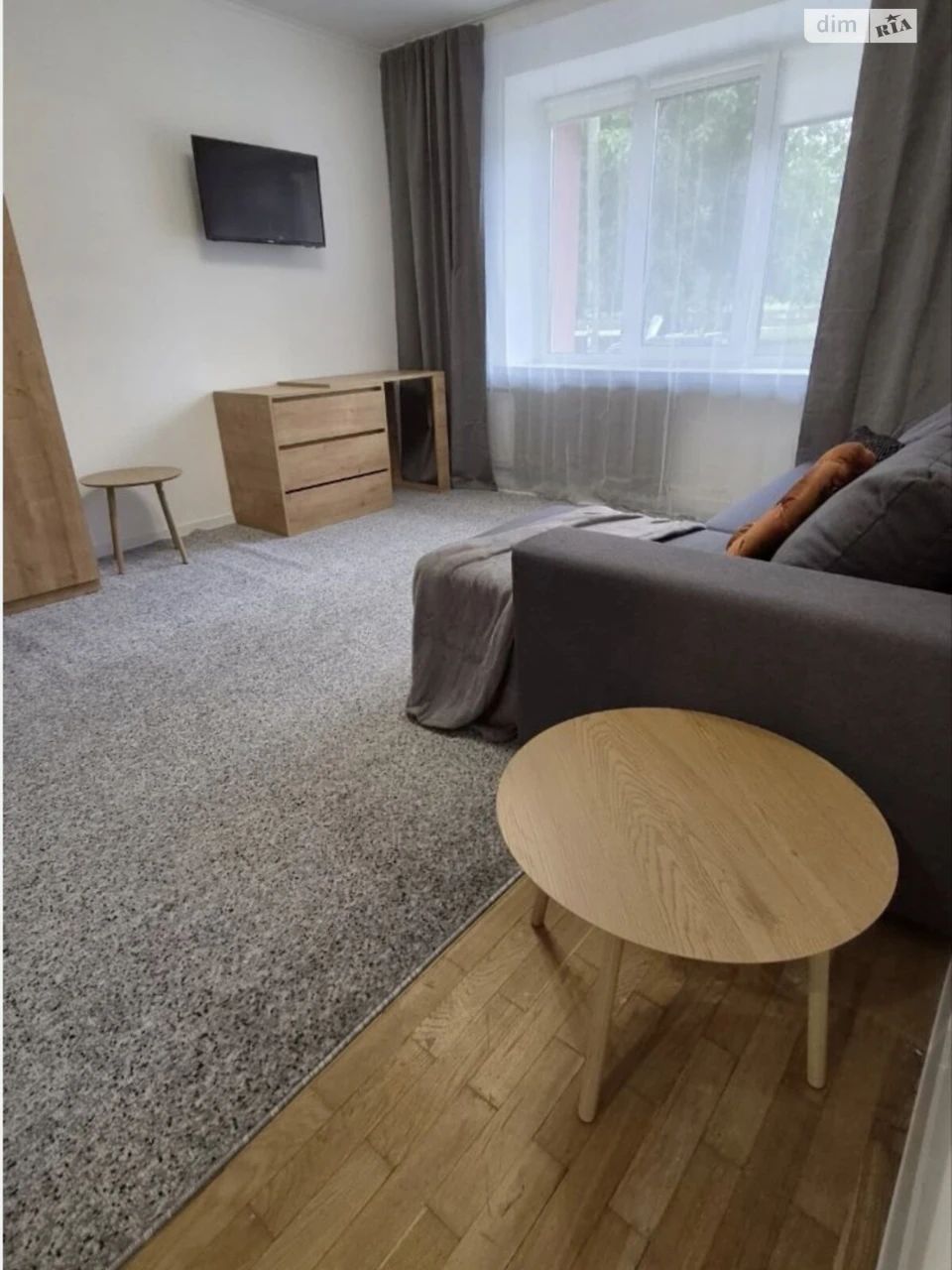 Long-Term Rental Apartment, Podil