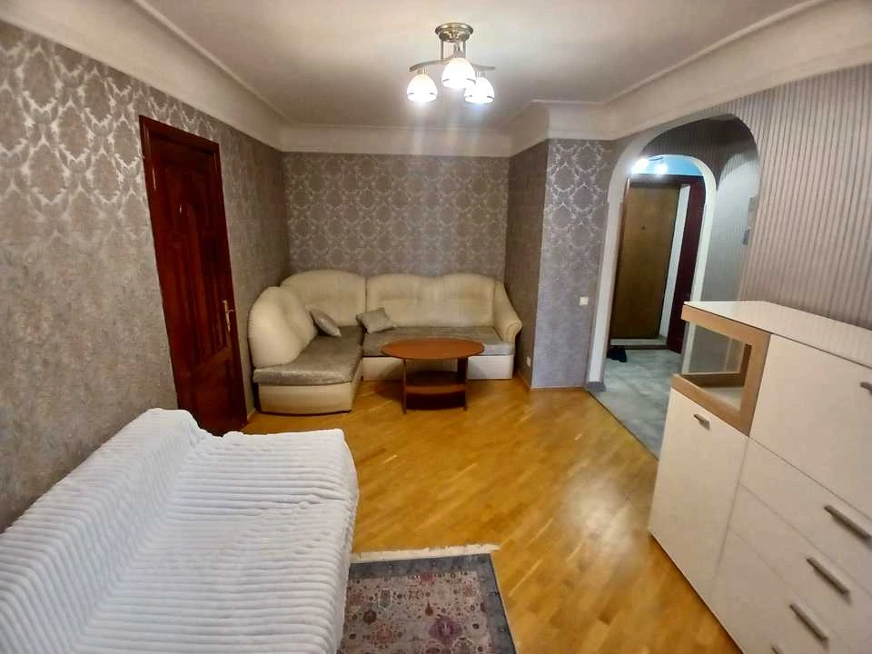 Apartment. Leonid Peremyaysky St., Kyiv