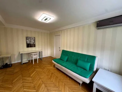 Apartment. Voskresensky Prospect, Kyiv