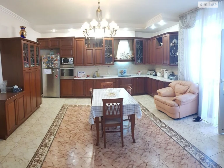 Long-Term Rental Apartment, Holosiivsky
