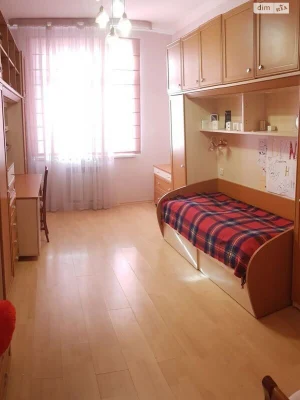 Long-Term Rental Apartment, Holosiivsky