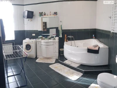 Long-Term Rental Apartment, Holosiivsky