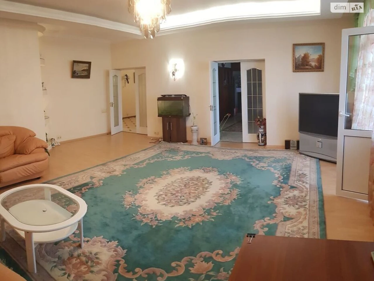 Long-Term Rental Apartment, Holosiivsky