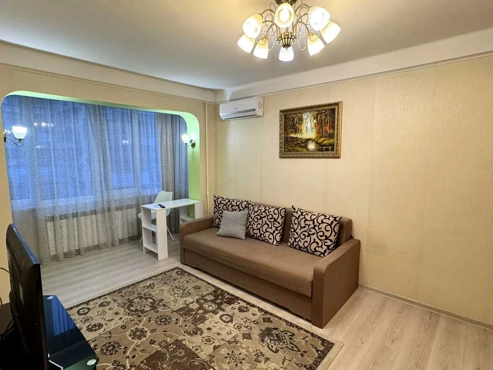 Apartment. Obolonsky Prospect.