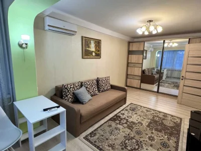 Apartment. Obolonsky Prospect.