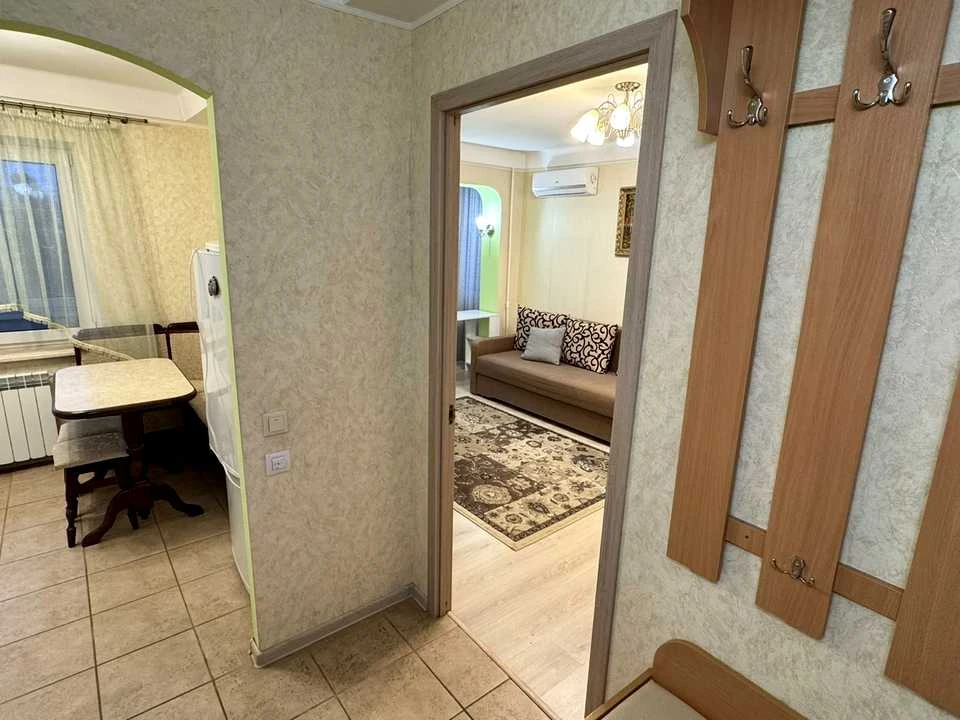 Apartment. Obolonsky Prospect.