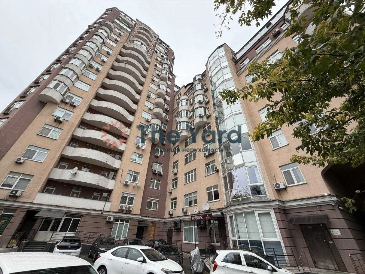 Продається 3-кімнатна квартира на вулиці Кудрявський, 3Б