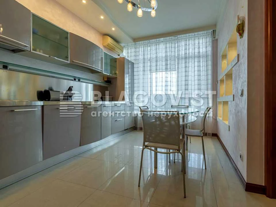Apartment. Predslavin Street, Kyiv