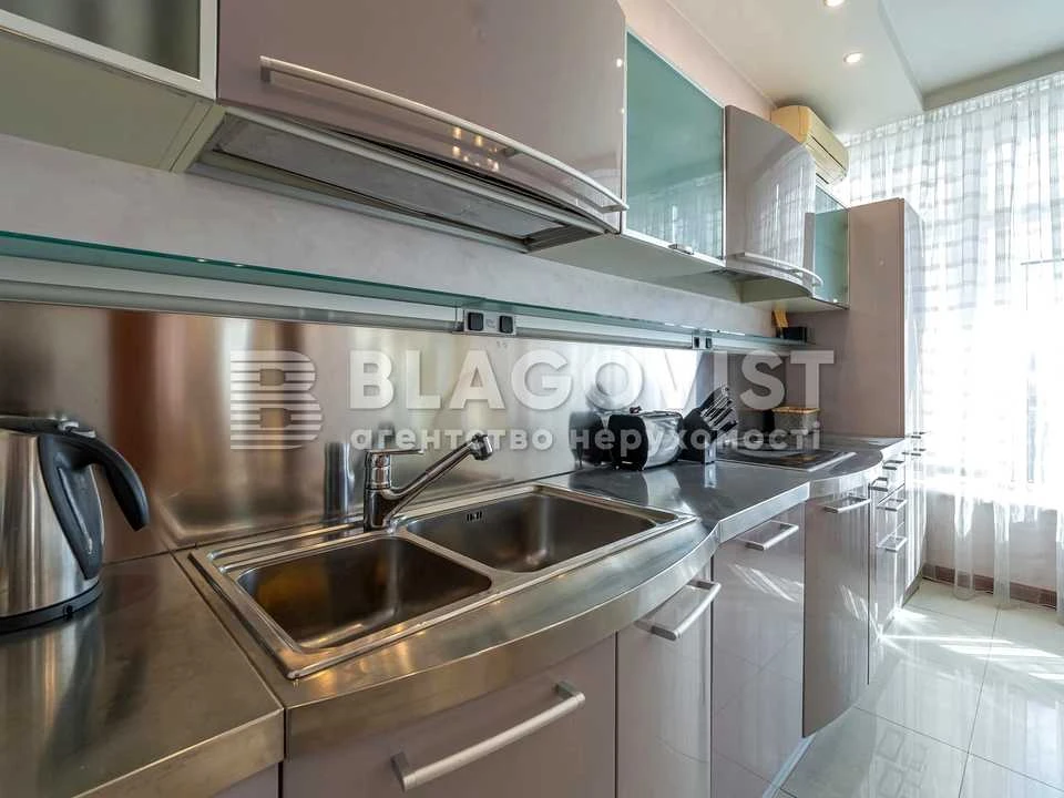 Apartment. Predslavin Street, Kyiv