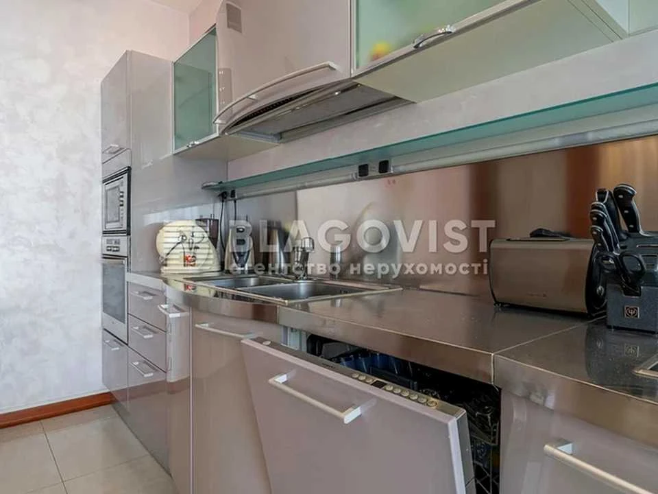Apartment. Predslavin Street, Kyiv
