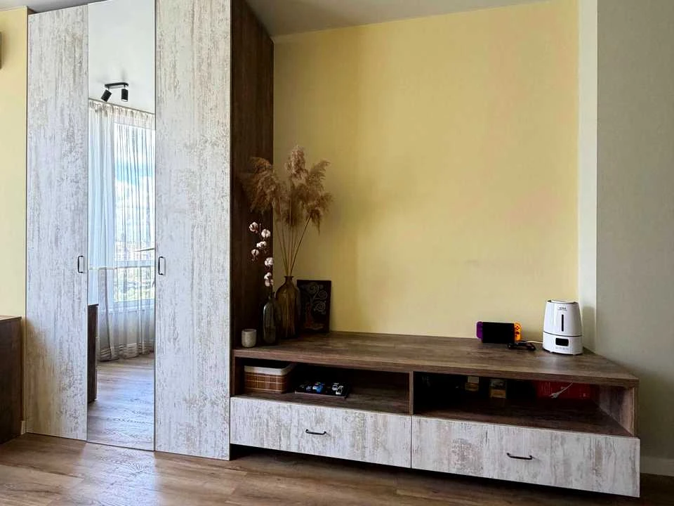 Квартира. Київ, вулиця Анни Ахматової, 22
