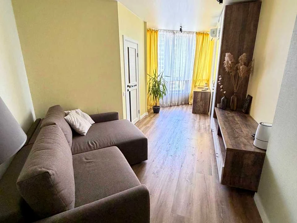 Квартира. Київ, вулиця Анни Ахматової, 22