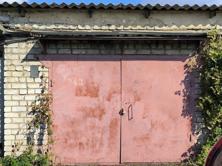 Garage for sale urgently