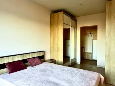 Apartment. Kahovska st.