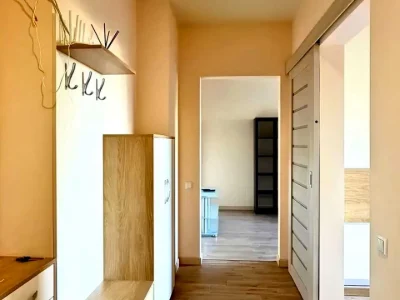 Apartment. Kahovska st.