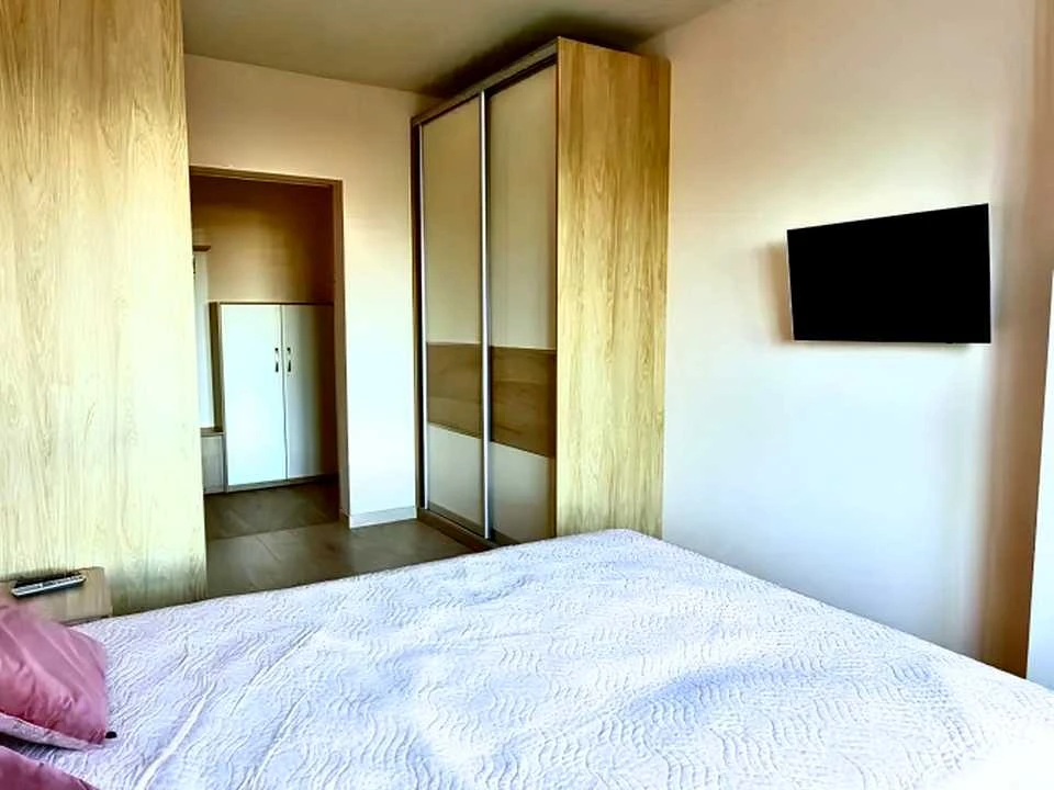Apartment. Kahovska st.
