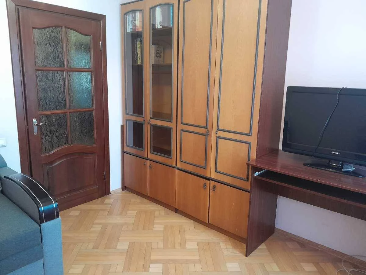 For Rent Long-Term 3-Bedroom Apartment, Kyiv, Obolon, Marshala T