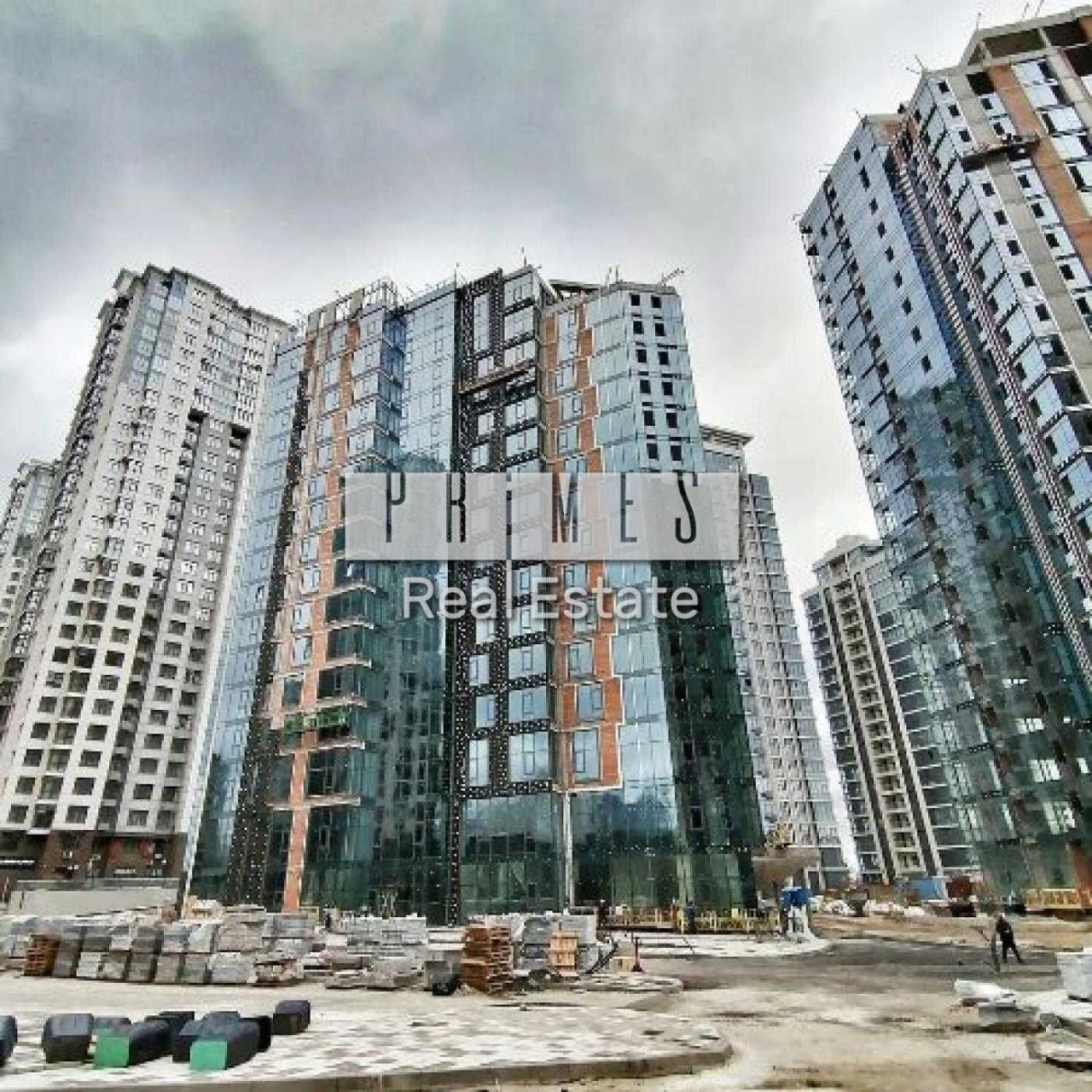 Sale of a 3-room apartment in the Novopechersky Lipki residential complex, Verkhovolyad, 7th floor