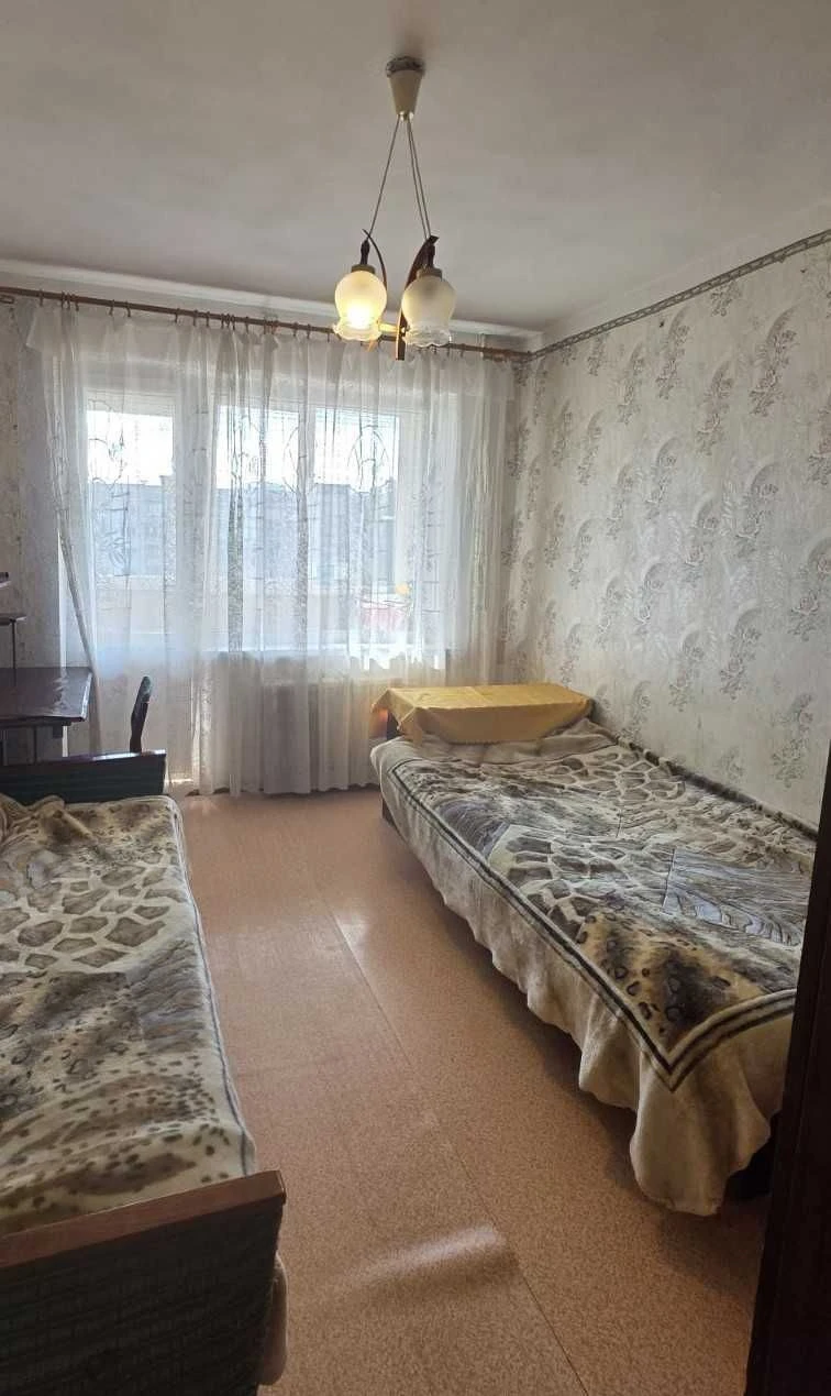 Продаж 3 кімнат в Семені Палія 41 999 у.е. – торг