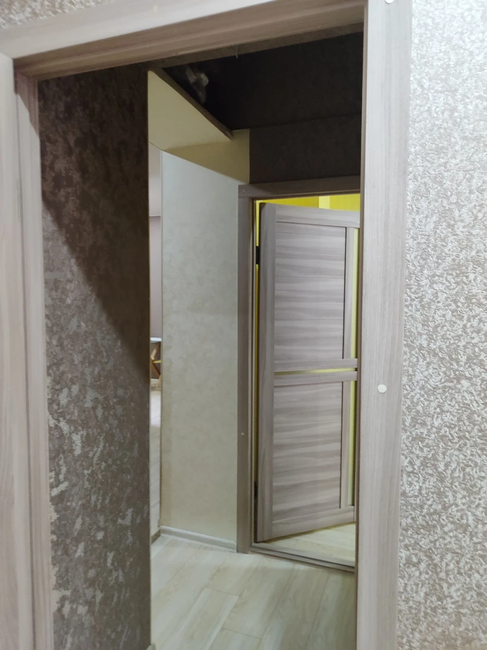 Sale of a 3-room apartment in the Alexandrovsky district