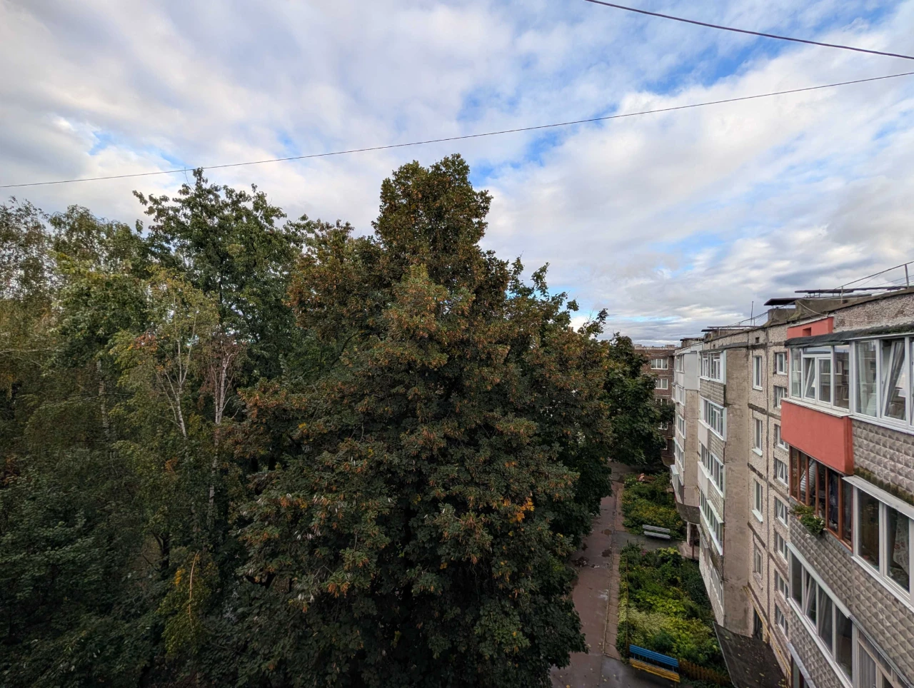 Простора 3-кімнатна квартира біля 31 школи, Вул.Соборності R