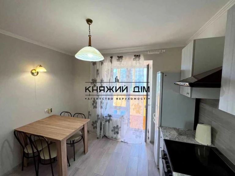 Apartment. Dragomannova st., Kyiv.