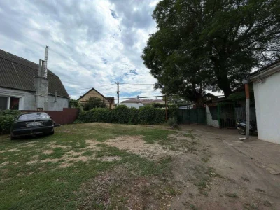 I will sell a house in Lenposeloke with a large plot