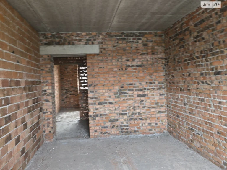 Apartment for Sale: Center