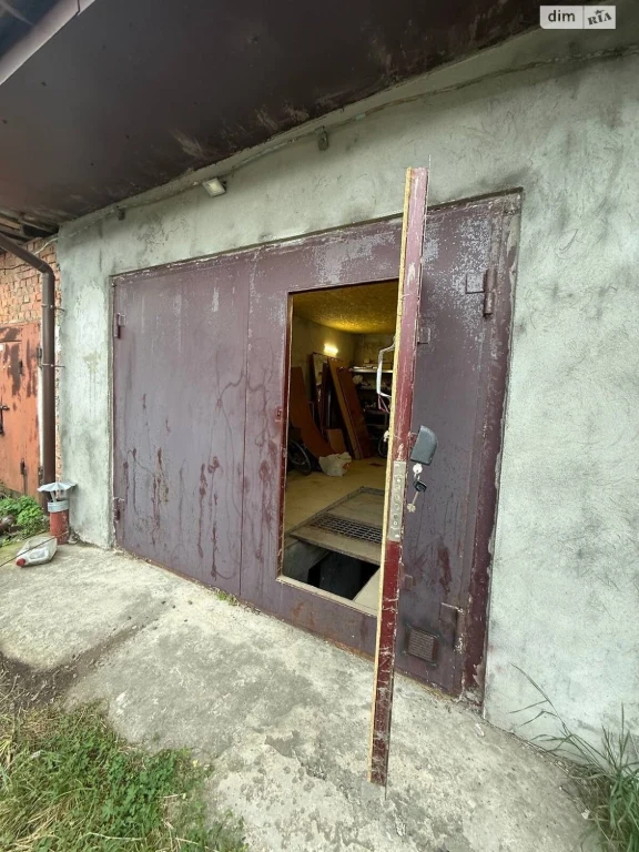 Sale: Separate Garage, Rakovo