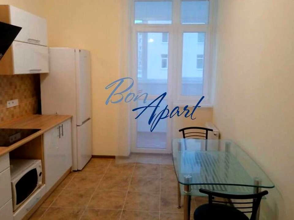 Apartment. Kyiv, Vitylia Skukuna street.