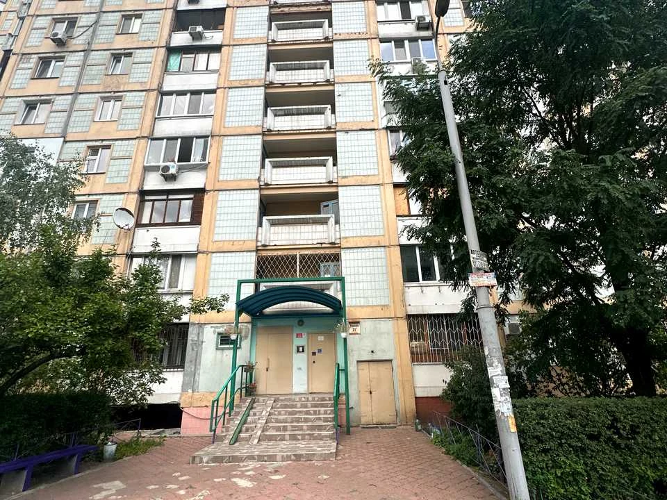 Квартира. Київ, вулиця Лариси Руденко