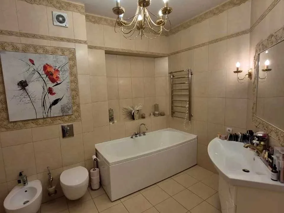 Apartment. Дніpro, Pavla Nirinberha st.