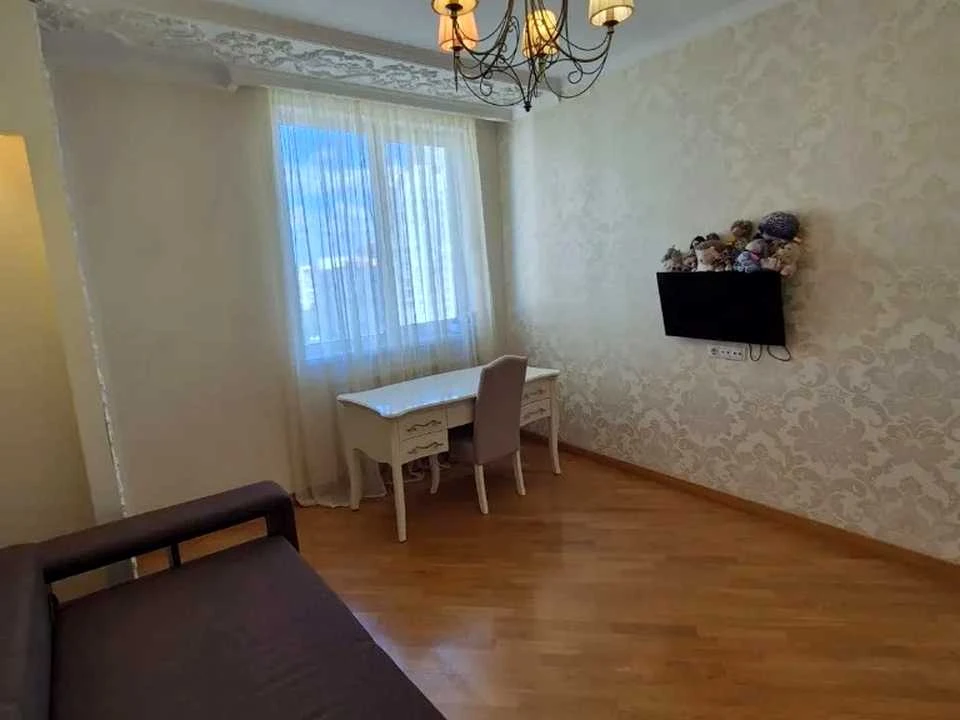 Apartment. Дніpro, Pavla Nirinberha st.