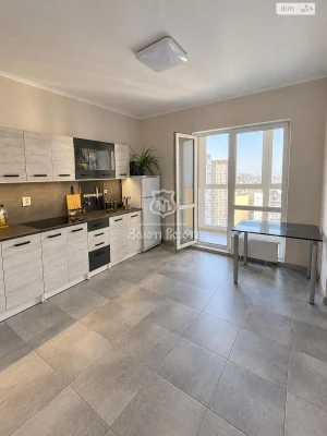 Apartment for Sale: Darnytskyi