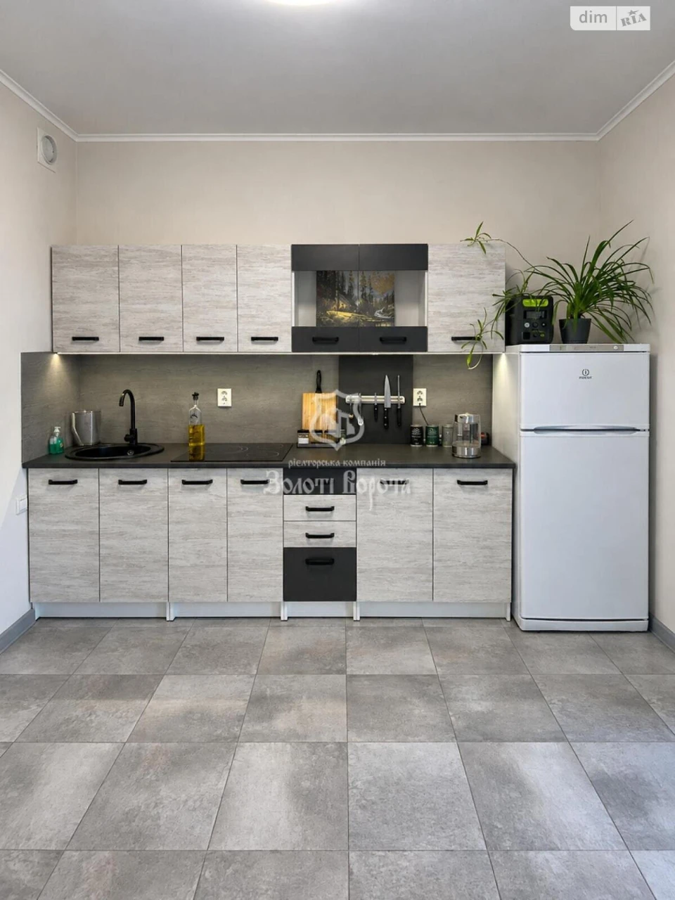 Apartment for Sale: Darnytskyi