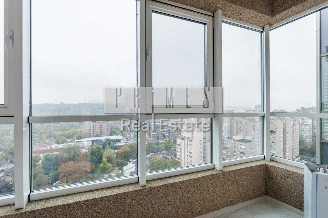 Продаж 3-кімнатної квартири 79,3 м² ЖК Володимирський, Центр