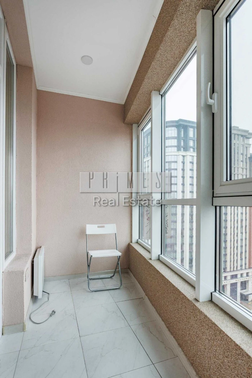 Продаж 3-кімнатної квартири 79,3 м² ЖК Володимирський, Центр