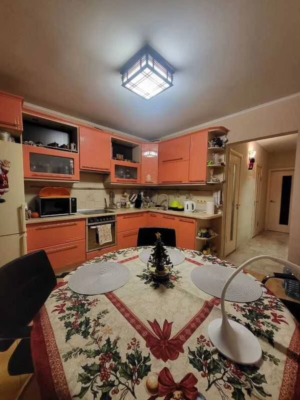 For Sale: 3-bedroom apartment, Kyiv, Desnianskyi, Leskivska st., 20