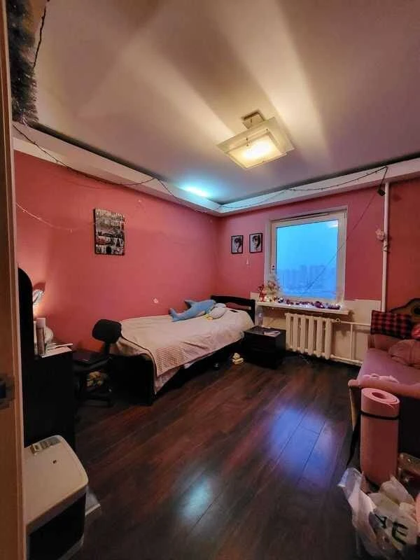 For Sale: 3-bedroom apartment, Kyiv, Desnianskyi, Leskivska st., 20