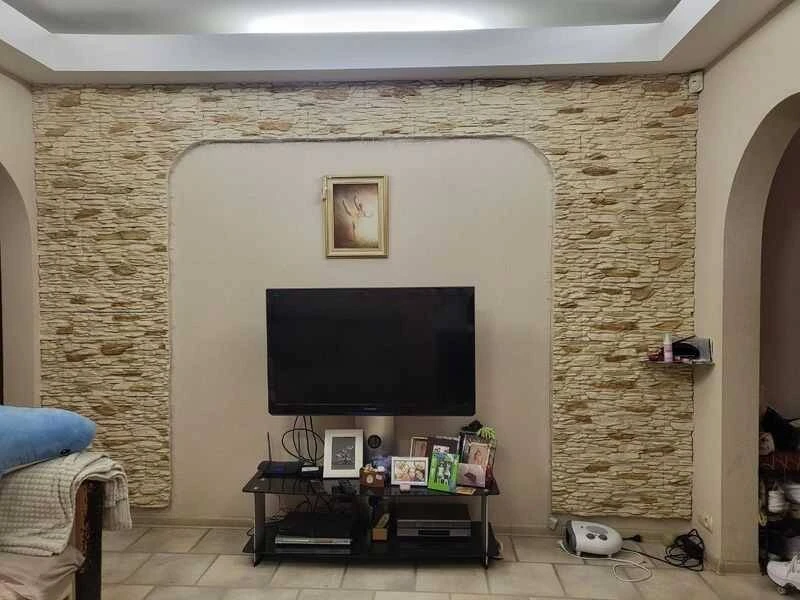 For Sale: 3-bedroom apartment, Kyiv, Desnianskyi, Leskivska st., 20