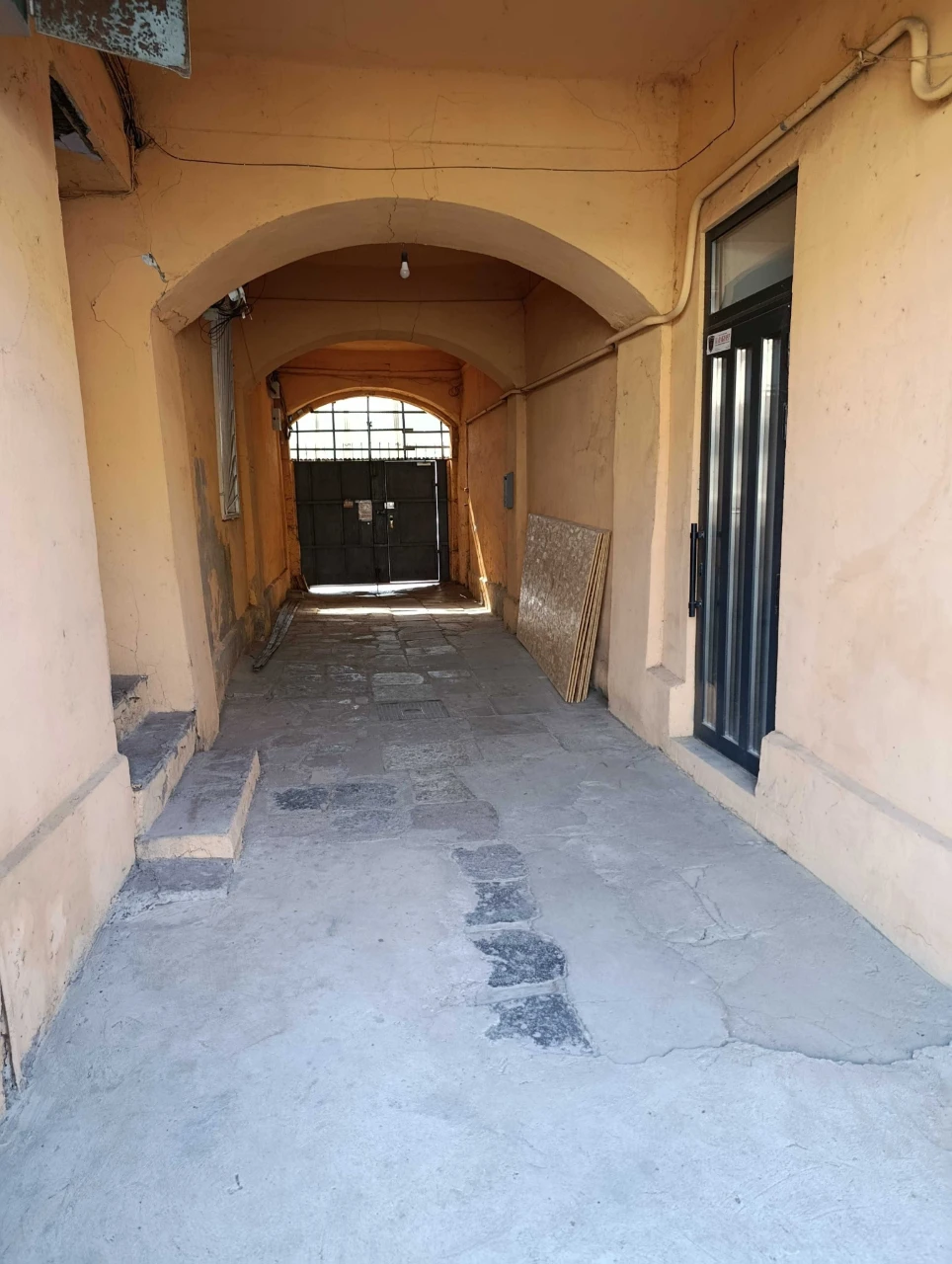 2-room apartment Moldavanka Oleksiyivska Ploshada/Bulars