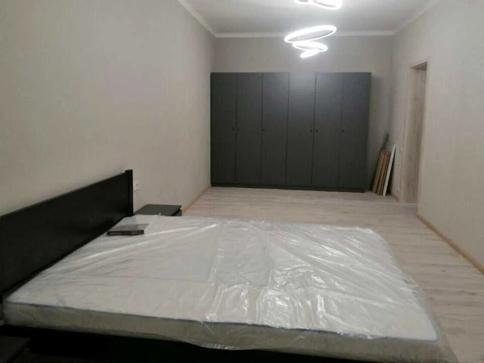Квартира. Одеса, Новобереговая улица