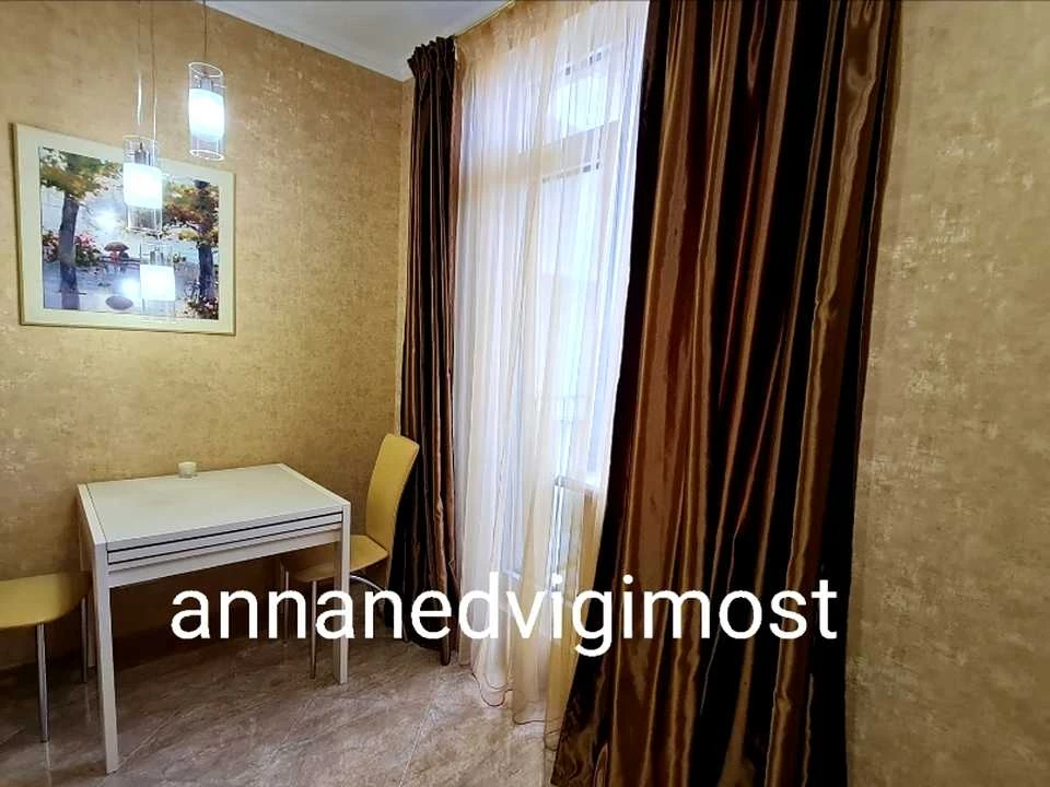 Apartment. Odessa, Perlinna str.