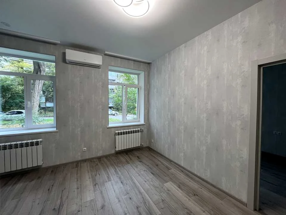 Apartment. Vinnytsia, Zakhysnykiv Neba Street